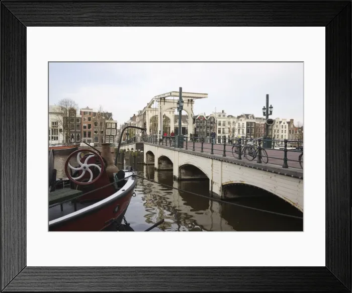 Framed Print : Magere Bridge, (Skinny Bridge), Amstel River, Amsterdam, Netherlands, Europe Framed Print : Magere Bridge, (Skinny Bridge), Amstel River, Amsterdam, Netherlands, Europe