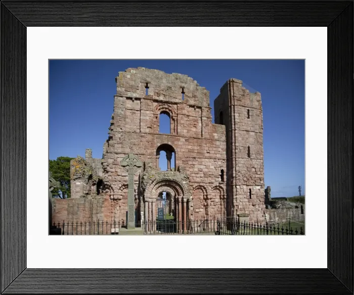 Framed Print : Ruins of Lindisfarne Priory, Lindisfarne (Holy Island), Northumberland Framed Print : Ruins of Lindisfarne Priory, Lindisfarne (Holy Island), Northumberland