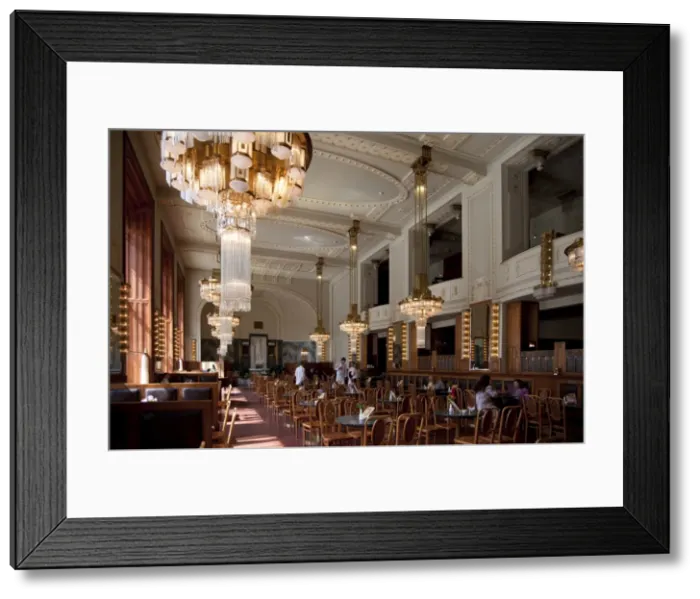 Framed Print : Interior of Cafe Kulecnjkyi in Municipal House, Prague, Czech Republic, Europe Framed Print : Interior of Cafe Kulecnjkyi in Municipal House, Prague, Czech Republic, Europe