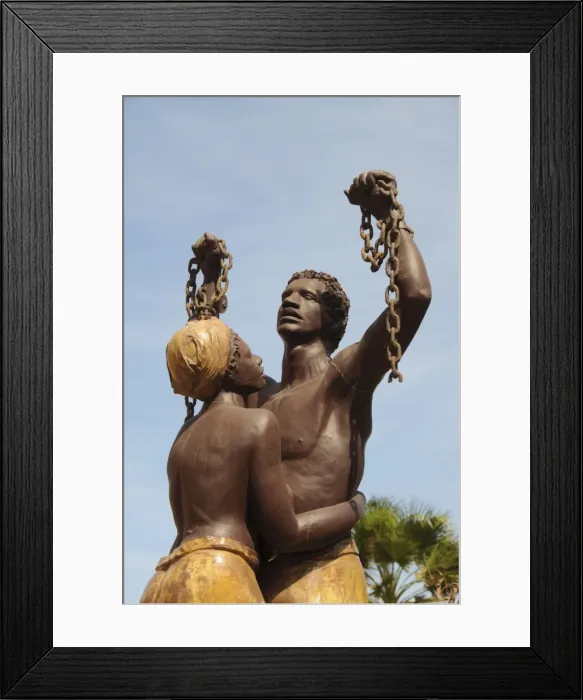 Framed Print : Statue des esclaves, statue commemorationg the freeing of the slaves, the chains are broken Framed Print : Statue des esclaves, statue commemorationg the freeing of the slaves, the chains are broken