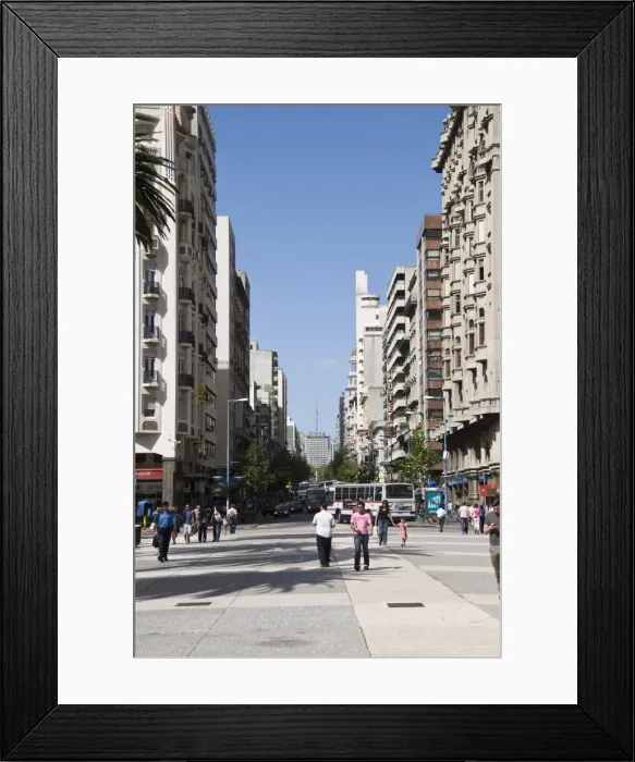 Framed Print : Plaza Independencia (Independence Square), Montevideo, Uruguay, South America Framed Print : Plaza Independencia (Independence Square), Montevideo, Uruguay, South America