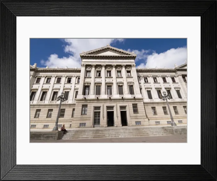 Framed Print : Palacio Legislativo, the main building of government, Montevideo, Uruguay, South America Framed Print : Palacio Legislativo, the main building of government, Montevideo, Uruguay, South America