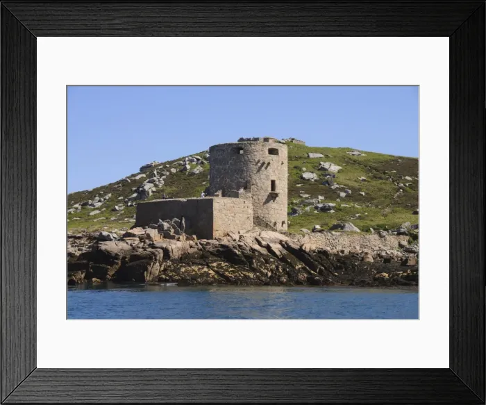 Framed Print : Cromwells Castle, Tresco, Isles of Scilly, Cornwall, United Kingdom, Europe Framed Print : Cromwells Castle, Tresco, Isles of Scilly, Cornwall, United Kingdom, Europe