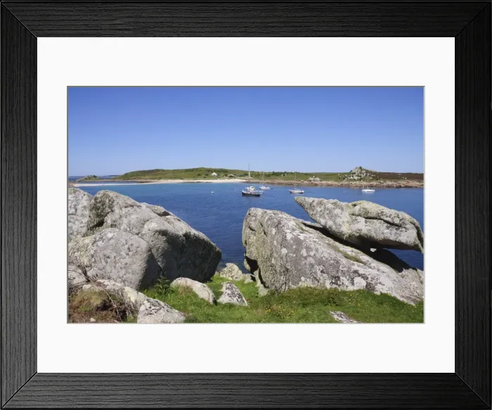 Framed Print : St. Agnes with Gugh in background, Isles of Scilly, Cornwall, United Kingdom, Europe Framed Print : St. Agnes with Gugh in background, Isles of Scilly, Cornwall, United Kingdom, Europe