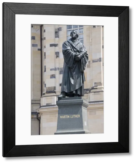 Framed Print : Statue of Martin Luther, Frauenkirche, Dresden, Saxony, Germany, Europe Framed Print : Statue of Martin Luther, Frauenkirche, Dresden, Saxony, Germany, Europe