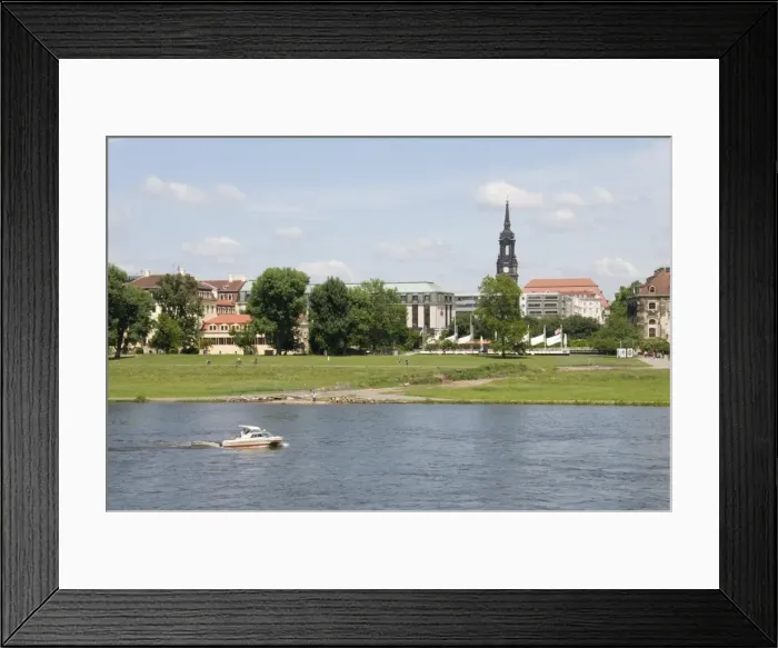Framed Print : River Elbe, Dresden, Saxony, Germany, Europe Framed Print : River Elbe, Dresden, Saxony, Germany, Europe