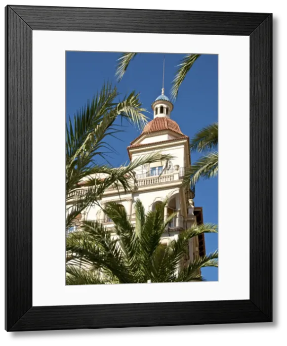 Framed Print : Building along the Explanada (the promenade), Alicante, Valencia, Spain, Europe Framed Print : Building along the Explanada (the promenade), Alicante, Valencia, Spain, Europe