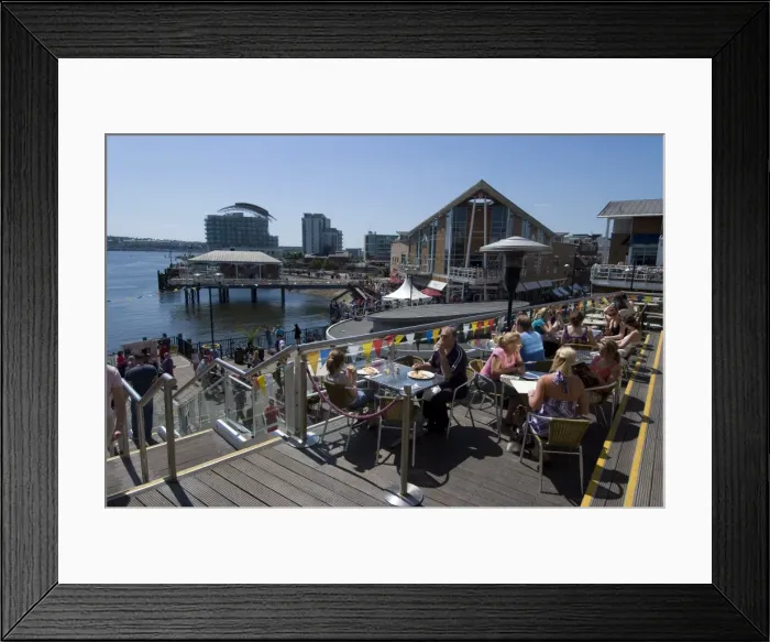 Framed Print : Outdoor cafe at Mermaid Quay, Cardiff Bay, Cardiff, Wales, United Kingdom, Europe Framed Print : Outdoor cafe at Mermaid Quay, Cardiff Bay, Cardiff, Wales, United Kingdom, Europe