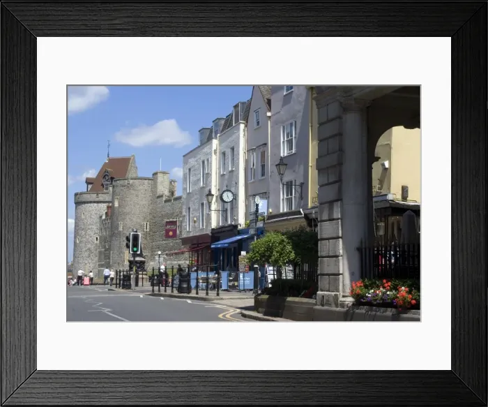 Framed Print : Thames Street, Windsor, Berkshire, England, United Kingdom, Europe Framed Print : Thames Street, Windsor, Berkshire, England, United Kingdom, Europe