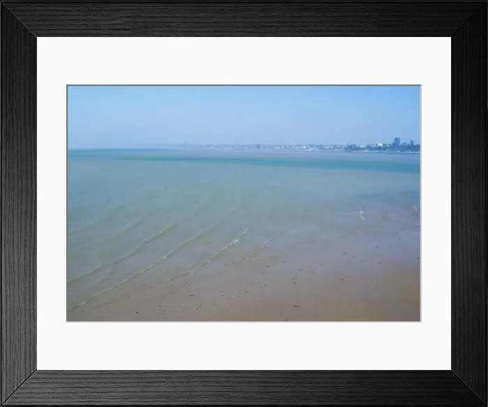 Framed Print : Southend Beach, Southend, Essex, England, United Kingdom, Europe Framed Print : Southend Beach, Southend, Essex, England, United Kingdom, Europe