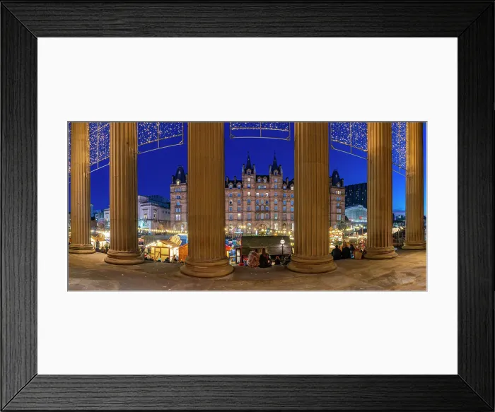 Framed Print : View of Christmas Market from St. Georges Hall, Liverpool City Centre, Liverpool, Merseyside, England, United Kingdom, Europe Framed Print : View of Christmas Market from St. Georges Hall, Liverpool City Centre, Liverpool, Merseyside, England, United Kingdom, Europe