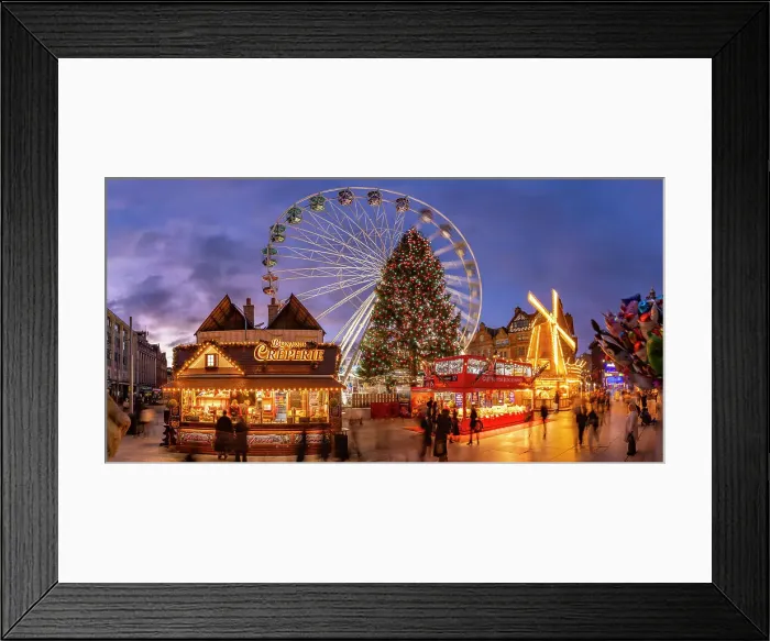 Framed Print : View of ferris wheel and Christmas Market on Old Market Square at dusk, Nottingham, Nottinghamshire, England, United Kingdom, Europe Framed Print : View of ferris wheel and Christmas Market on Old Market Square at dusk, Nottingham, Nottinghamshire, England, United Kingdom, Europe