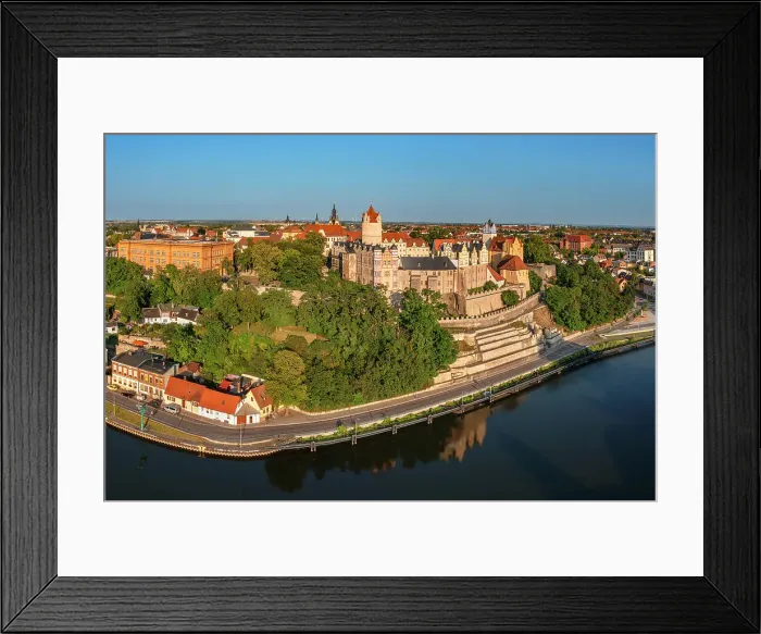 Framed Print : Bernburg Castle, Bernburg, Saaletal (Saale Valley), Saxony-Anhalt, Germany, Europe Framed Print : Bernburg Castle, Bernburg, Saaletal (Saale Valley), Saxony-Anhalt, Germany, Europe