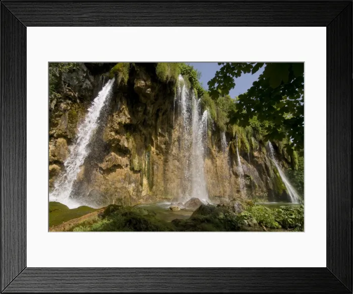 Framed Print : Waterfalls in the Plitvice Lakes National Park, UNESCO World Heritage Site Framed Print : Waterfalls in the Plitvice Lakes National Park, UNESCO World Heritage Site
