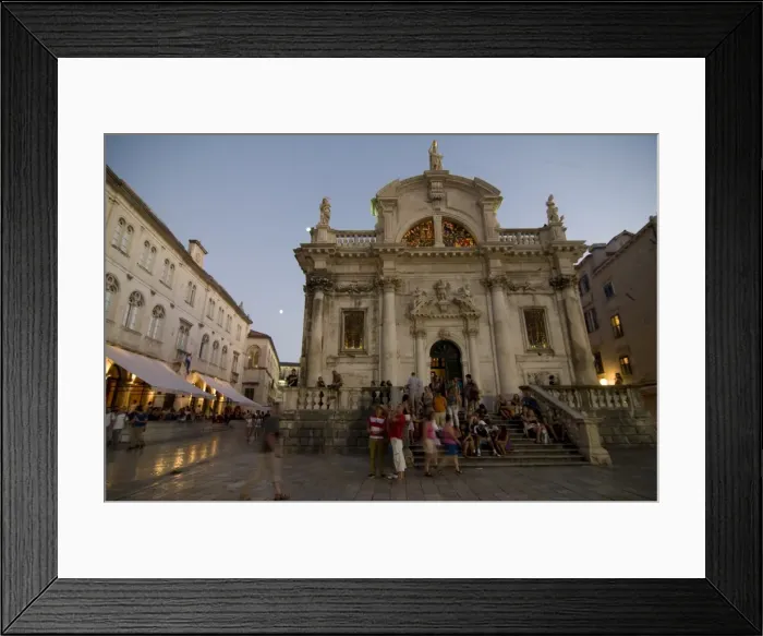 Framed Print : Evening shot of the old town of Dubrovnik, Croatia, Europe Framed Print : Evening shot of the old town of Dubrovnik, Croatia, Europe