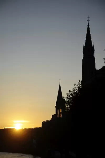 Lourdes Basilica, Lourdes, Hautes Pyrenees, France, Europe