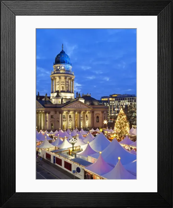 Framed Print : Traditional Christmas Market at Gendarmenmarkt, illuminated at dusk, Berlin Framed Print : Traditional Christmas Market at Gendarmenmarkt, illuminated at dusk, Berlin