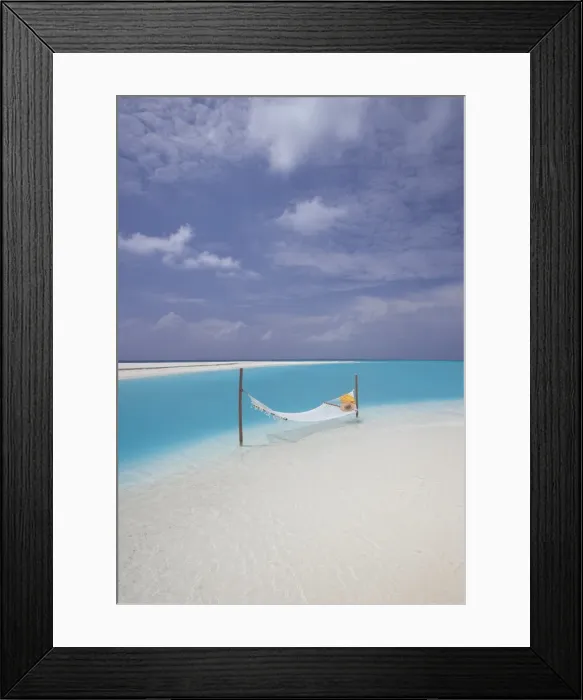 Framed Print : Hammock on the edge of beach, Maldives, Indian Ocean, Asia Framed Print : Hammock on the edge of beach, Maldives, Indian Ocean, Asia