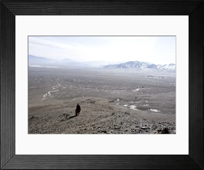 Framed Print : An eagle hunter out on a morning hunt in the Altai Mountains, Bayan Olgii, Mongolia, Asia Framed Print : An eagle hunter out on a morning hunt in the Altai Mountains, Bayan Olgii, Mongolia, Asia