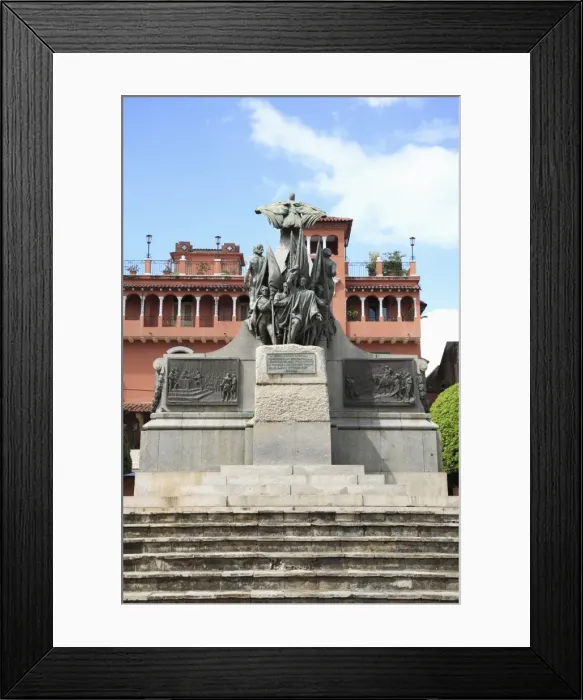 Framed Print : Plaza Bolivar, Casco Antiguo (Casco Viejo), Old City, San Felipe District Framed Print : Plaza Bolivar, Casco Antiguo (Casco Viejo), Old City, San Felipe District
