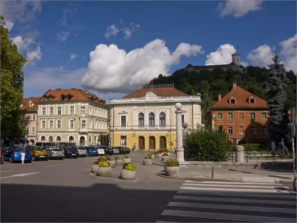 Center of Lublijana with the castle in the background, Slovenia, Europe