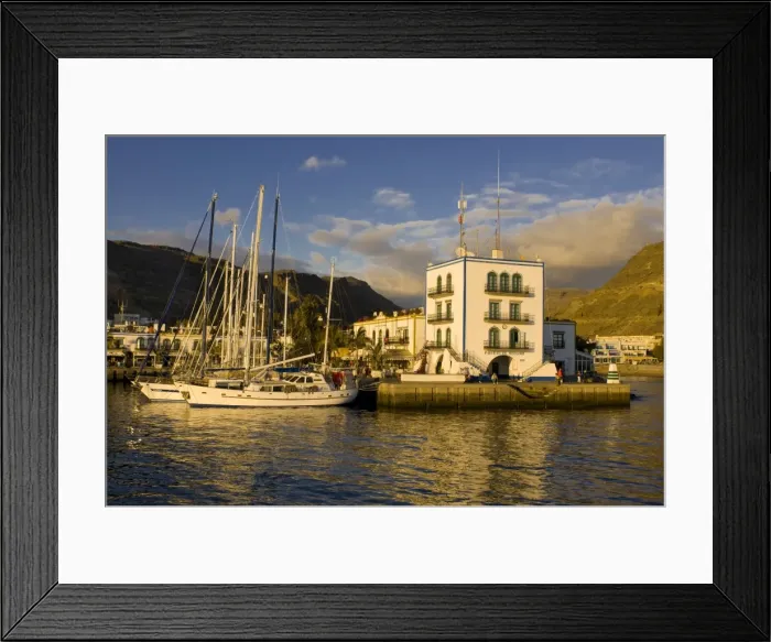 Framed Print : Sailing boats at the habour of Puerto de Mogan, Gran Canaria, Canary Islands Framed Print : Sailing boats at the habour of Puerto de Mogan, Gran Canaria, Canary Islands