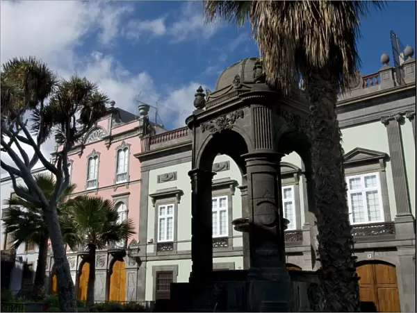 Colonial buildings in Las Palmas, Gran Canaria, Canary Islands, Spain, Europe