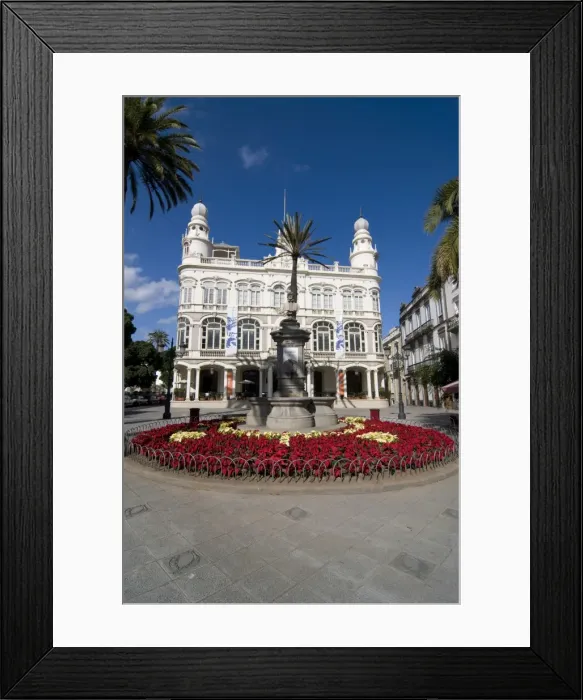 Framed Print : Colonial buildings in Las Palmas, Gran Canaria, Canary Islands, Spain, Europe Framed Print : Colonial buildings in Las Palmas, Gran Canaria, Canary Islands, Spain, Europe