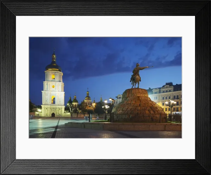 Framed Print : St. Sophias Cathedral at dusk, Kiev, Ukraine, Europe Framed Print : St. Sophias Cathedral at dusk, Kiev, Ukraine, Europe