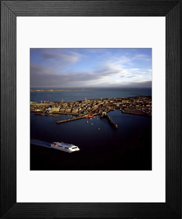 Framed Print : Aerial view of Harwich International Port, one of the Haven ports, Essex Framed Print : Aerial view of Harwich International Port, one of the Haven ports, Essex