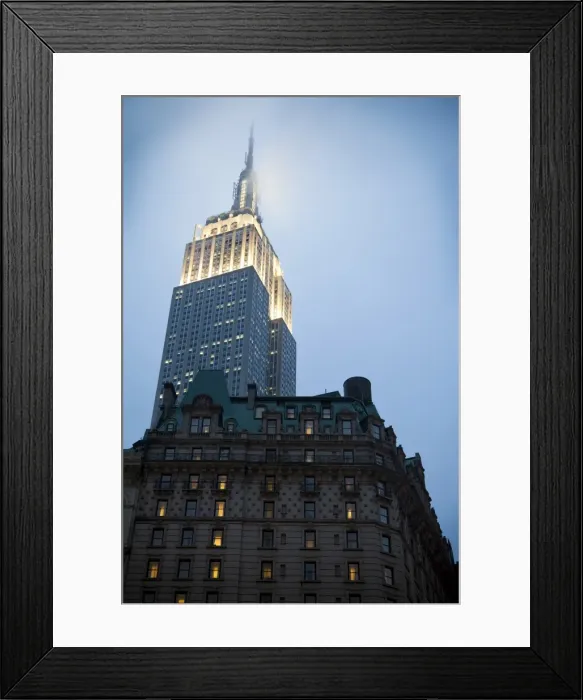 Framed Print : Empire State Building on a rainy evening, Manhattan, New York City, New York Framed Print : Empire State Building on a rainy evening, Manhattan, New York City, New York