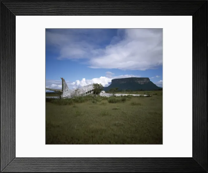 Framed Print : Crashed DC3 aircraft at Alto Carrao with Amauray-tepui in background, Gran Sabana Framed Print : Crashed DC3 aircraft at Alto Carrao with Amauray-tepui in background, Gran Sabana