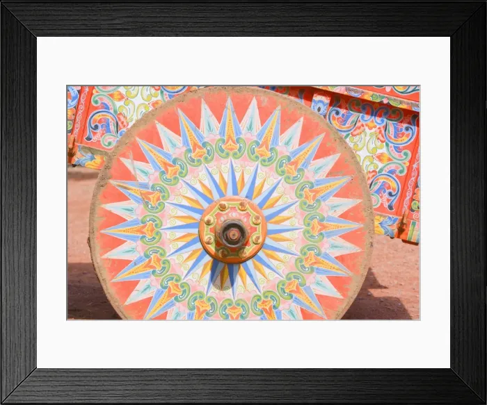 Framed Print : Traditional painted ox cart, Costa Rica, Central America Framed Print : Traditional painted ox cart, Costa Rica, Central America