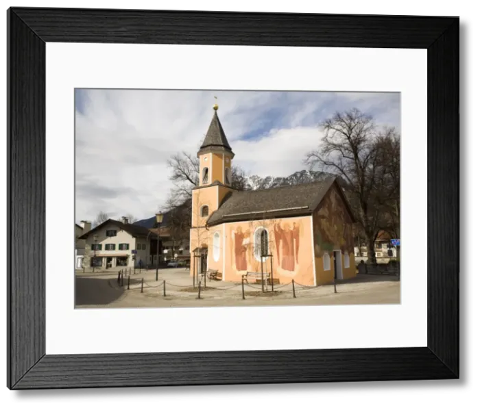 Framed Print : The former Plague Chapel (Pestkapelle), now a war memorial, in the Partenkirchen side of Garmisch-Partenkirchen, Bavaria Framed Print : The former Plague Chapel (Pestkapelle), now a war memorial, in the Partenkirchen side of Garmisch-Partenkirchen, Bavaria