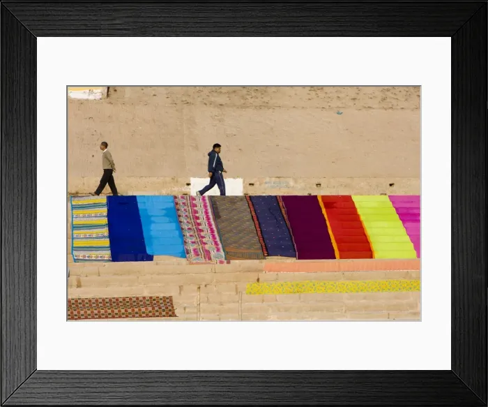 Framed Print : Saris drying on the ghats of Varanasi, Uttar Pradesh, India, Asia Framed Print : Saris drying on the ghats of Varanasi, Uttar Pradesh, India, Asia