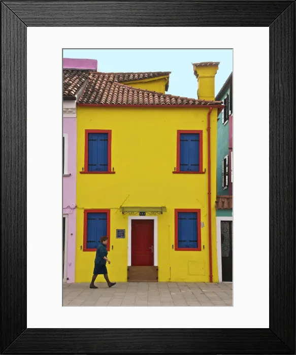 Framed Print : Colourful houses on the island of Burano, Venice, Veneto, Italy, Europe Framed Print : Colourful houses on the island of Burano, Venice, Veneto, Italy, Europe