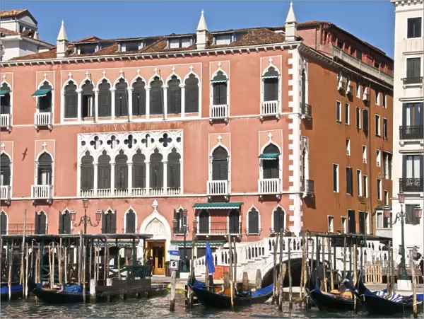 Hotel Danieli, San Marco basin and gondolas, Venice, UNESCO World Heritage Site