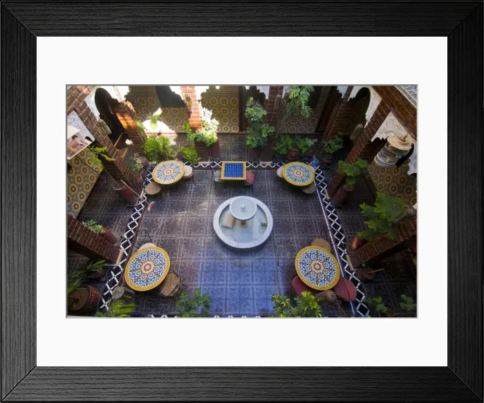 Framed Print : The inner yard of a little boutique hotel, formerly a manor house, in Marrakech Framed Print : The inner yard of a little boutique hotel, formerly a manor house, in Marrakech