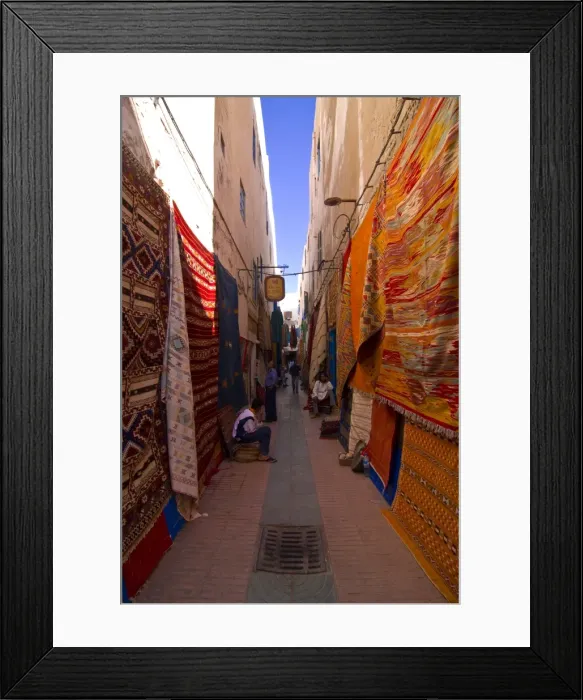 Framed Print : Bazaar in the coastal city of Essaouira, UNESCO World Heritage Site, Morocco Framed Print : Bazaar in the coastal city of Essaouira, UNESCO World Heritage Site, Morocco