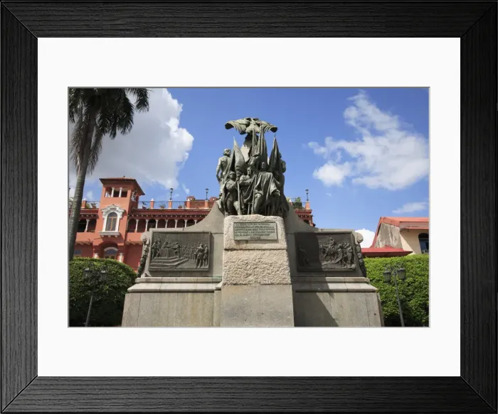 Framed Print : Plaza Bolivar, Casco Viejo (Casco Antiguo) (Old City), San Felipe District
