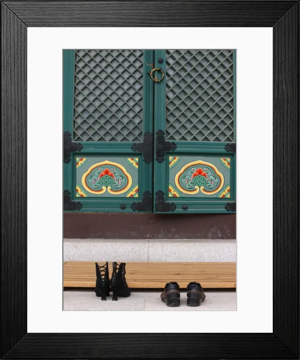 Framed Print : Shoes outside Bongeunsa temple, Seoul, South Korea, Asia Framed Print : Shoes outside Bongeunsa temple, Seoul, South Korea, Asia