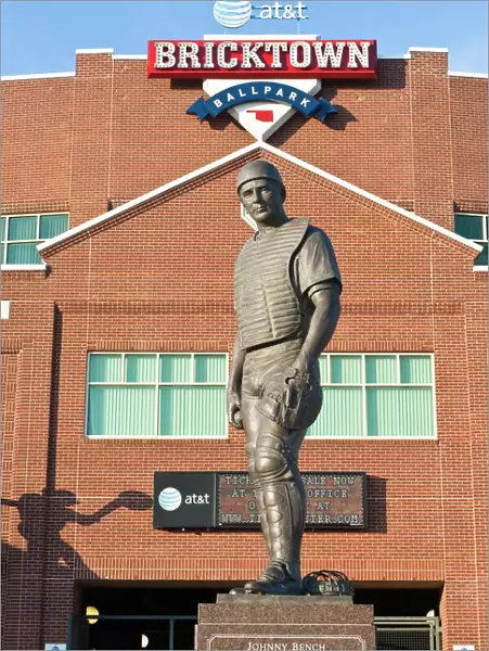 Johnny Bench statue, Bricktown, Oklahoma City, Oklahoma, United States of America