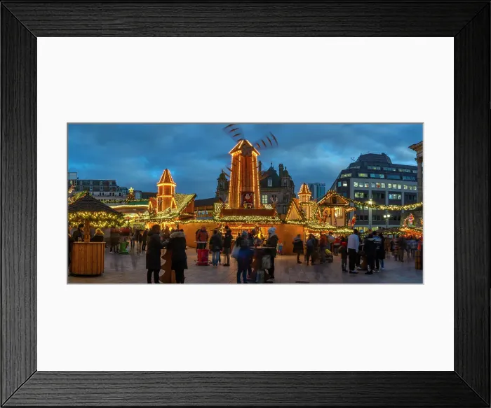 Framed Print : View of Christmas Market stalls in Victoria Square, Birmingham, West Midlands, England, United Kingdom, Europe Framed Print : View of Christmas Market stalls in Victoria Square, Birmingham, West Midlands, England, United Kingdom, Europe
