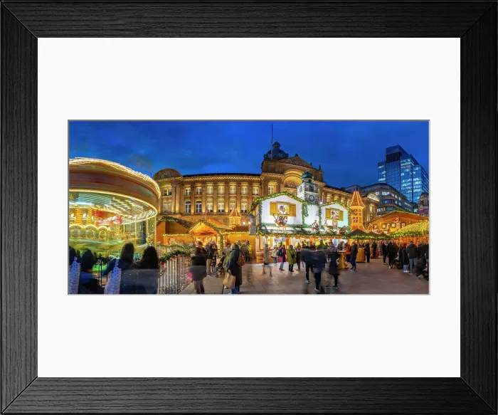 Framed Print : View of Christmas Market stalls in Victoria Square at dusk, Birmingham, West Midlands, England, United Kingdom, Europe Framed Print : View of Christmas Market stalls in Victoria Square at dusk, Birmingham, West Midlands, England, United Kingdom, Europe