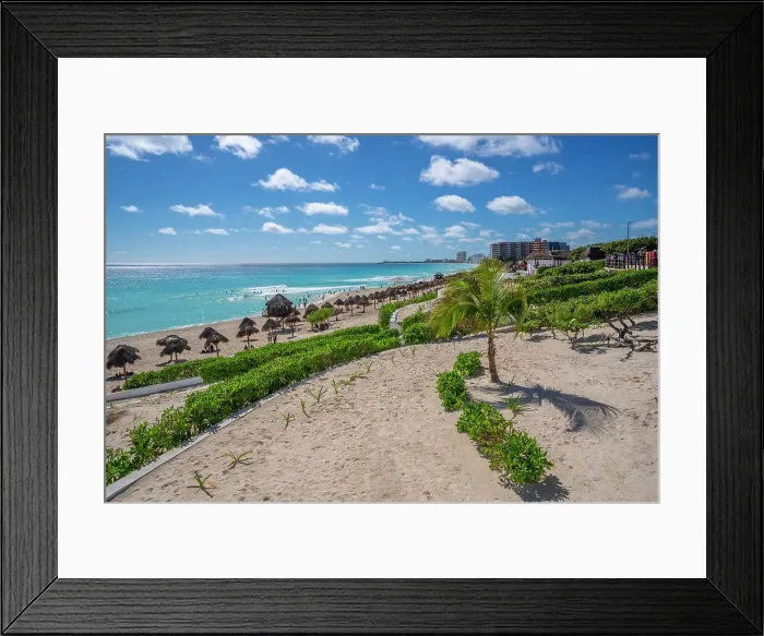 Framed Print : View of long white sandy beach at Playa Delfines, Hotel Zone, Cancun, Caribbean Coast, Yucatan Peninsula, Mexico, North America Framed Print : View of long white sandy beach at Playa Delfines, Hotel Zone, Cancun, Caribbean Coast, Yucatan Peninsula, Mexico, North America