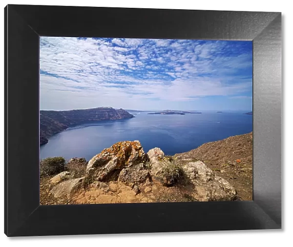 Landscape of the caldera, Santorini (Thira) Island, Cyclades, Greek Islands, Greece, Europe