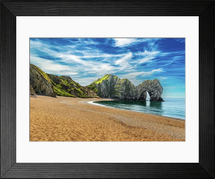 Framed Print : Scenic view of a beach with a large rock formation, clear blue sky, and calm sea at Durdle Door, Jurassic Coast, UNESCO World Heritage Site, Dorset, England, United Kingdom, Europe