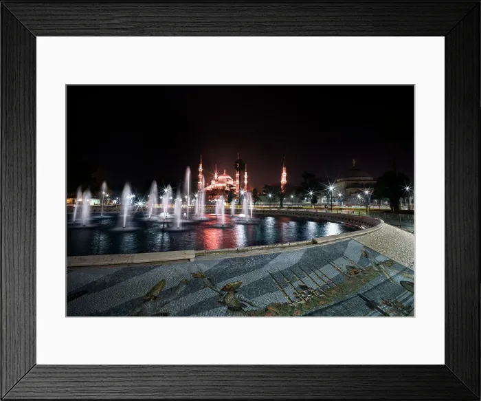 Framed Print : Sultanahmet camii (Blue Mosque) illuminated at night, UNESCO World Heritage Site, Istanbul, Turkey, Europe Framed Print : Sultanahmet camii (Blue Mosque) illuminated at night, UNESCO World Heritage Site, Istanbul, Turkey, Europe
