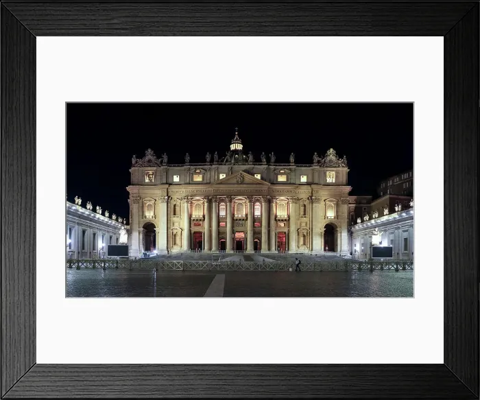 Framed Print : Saint Peter's Square in Vatican City at night, the papal enclave in Rome, with St. Peter's Basilica in the background, UNESCO World Heritage Site, Rome, Lazio, Italy, Europe Framed Print : Saint Peter's Square in Vatican City at night, the papal enclave in Rome, with St. Peter's Basilica in the background, UNESCO World Heritage Site, Rome, Lazio, Italy, Europe