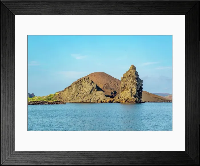 Framed Print : Pinnacle Rock on Bartolome Island in the Galapagos Islands, UNESCO World Heritage Site, Ecuador, South America Framed Print : Pinnacle Rock on Bartolome Island in the Galapagos Islands, UNESCO World Heritage Site, Ecuador, South America